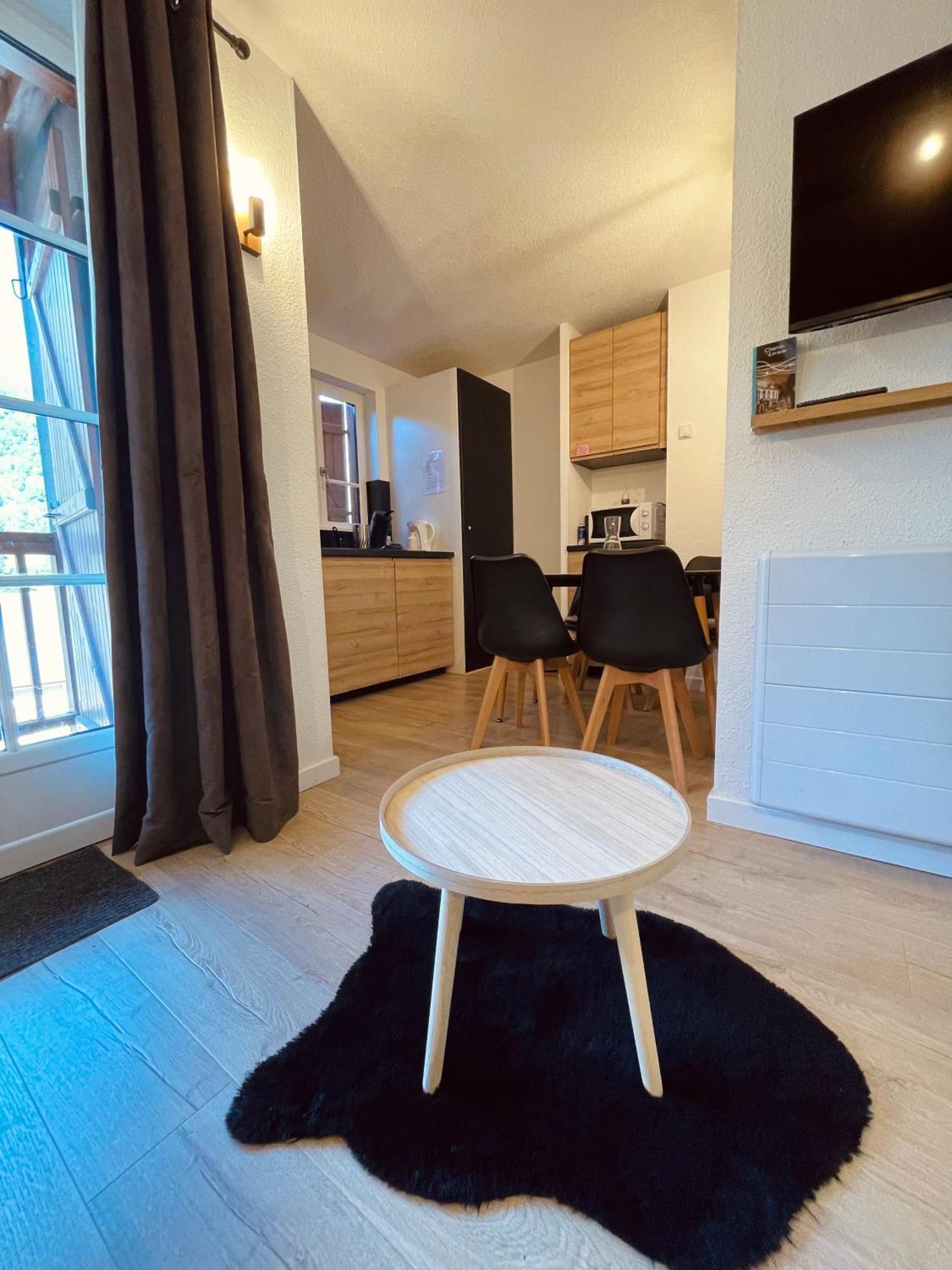 "La Cle Doree" Appartement Balcon Ensoleille Vue Montagne Wifi 科特雷 外观 照片